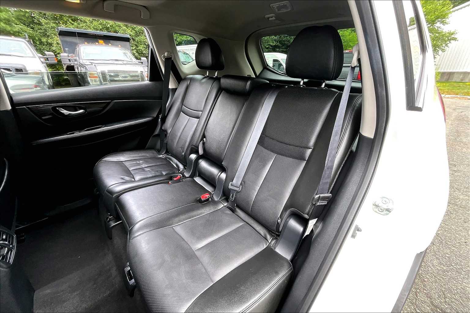 2019 Nissan Rogue SL photo 20