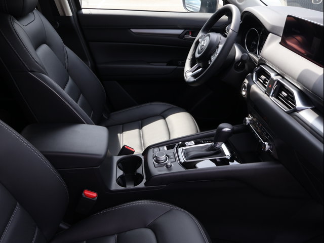 2025 Mazda CX-5 2.5 S Preferred photo 10