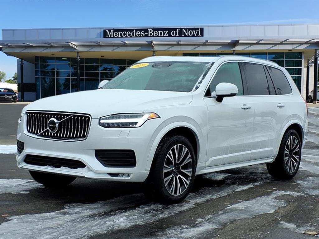 2021 Volvo XC90 Momentum