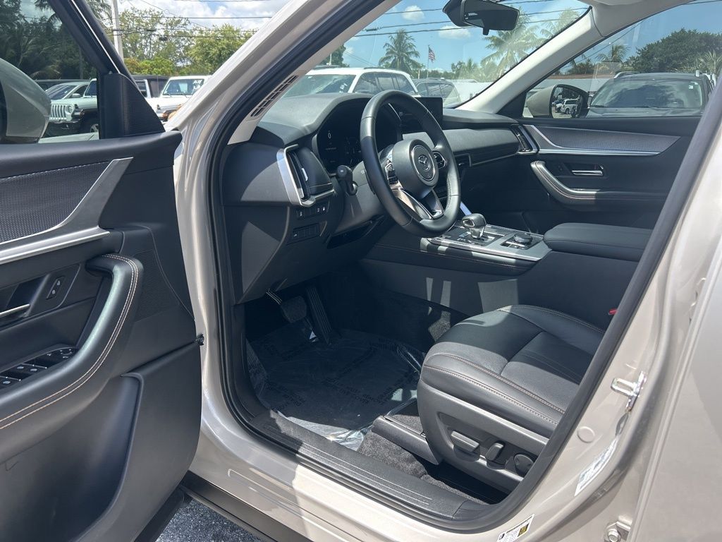 2024 Mazda CX-90 Preferred photo 9