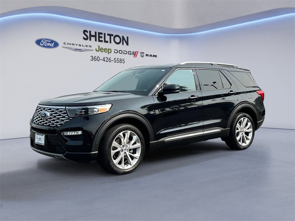 2021 Ford Explorer Platinum's photo