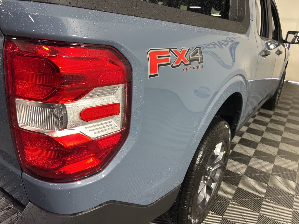 2025 Ford Maverick XLT photo 4