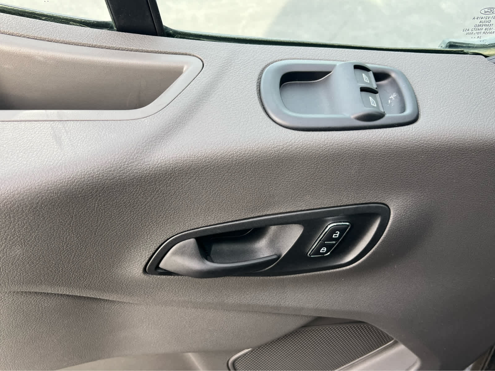 2024 Ford Transit Passenger Van XLT - Photo 25