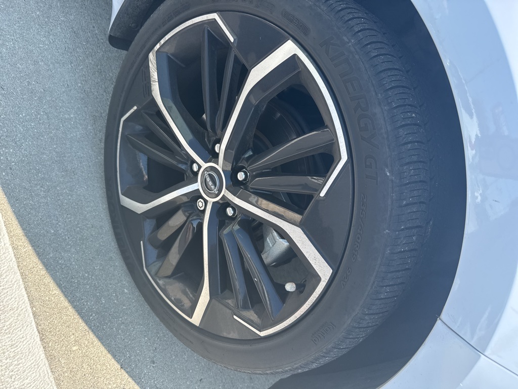 2023 Nissan Altima 2.5 SR photo 7