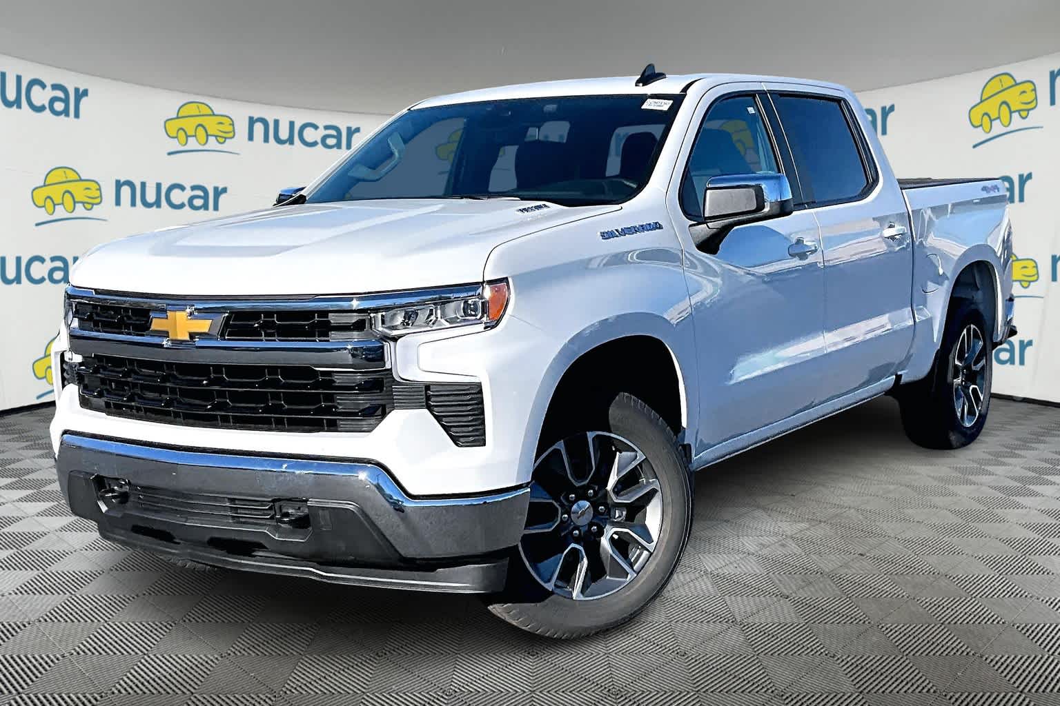 2025 Chevrolet Silverado 1500 LT photo 3