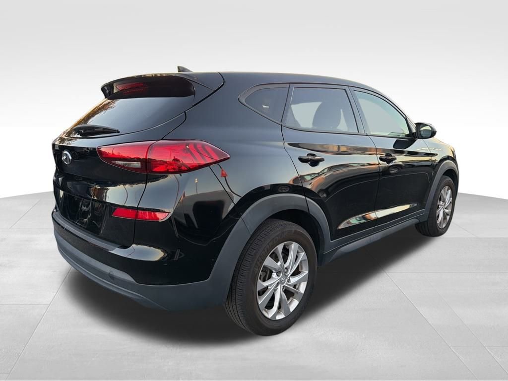 2020 Hyundai Tucson SE photo 2