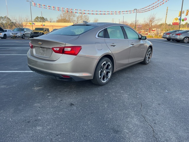2023 Chevrolet Malibu 1LT photo 3