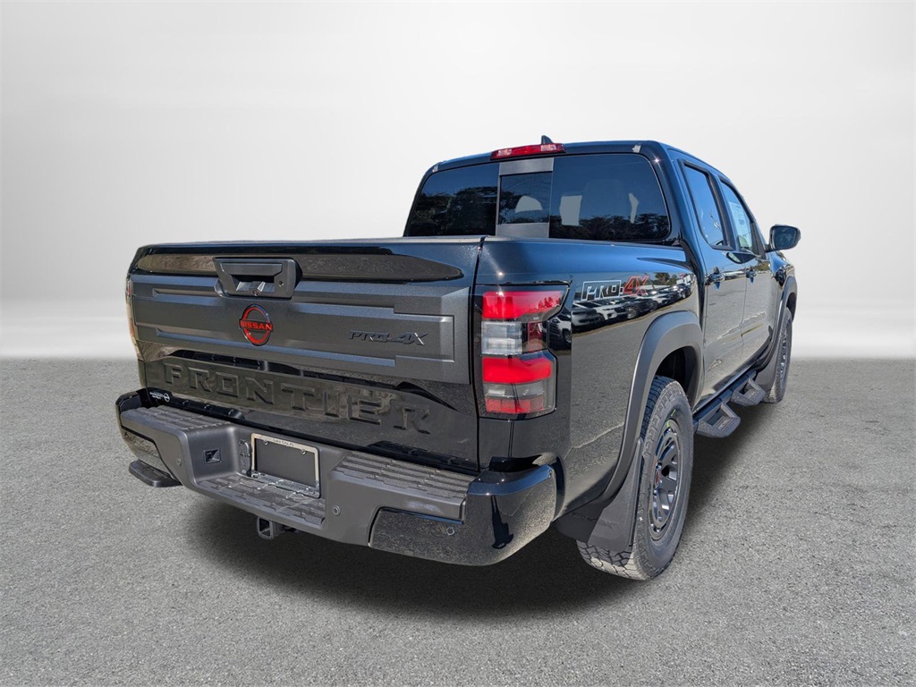 2026 Nissan Frontier PRO-4X photo 3