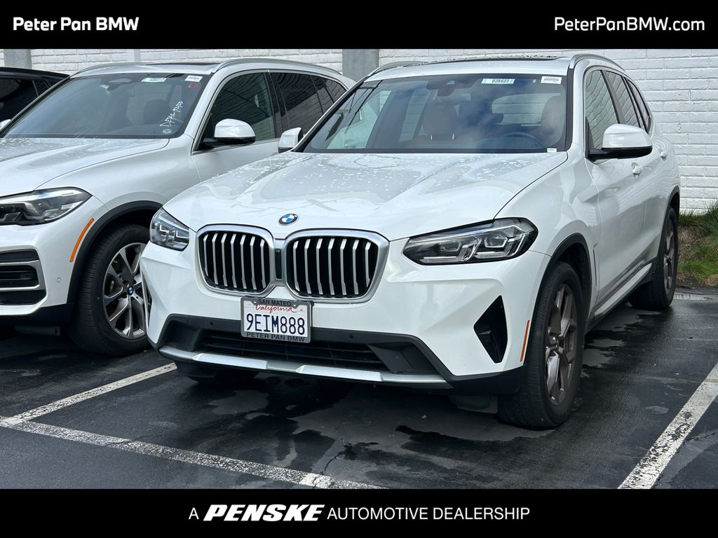 2023 BMW X3 30i's photo