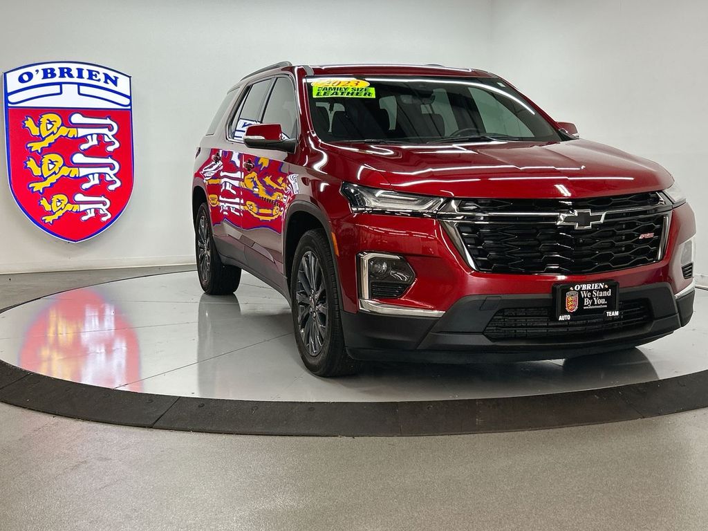2023 Chevrolet Traverse RS's photo