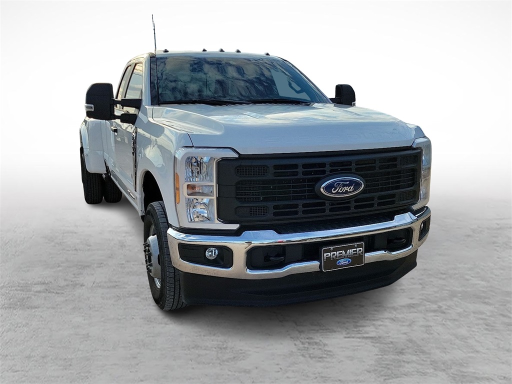 2024 Ford F-350 XL photo 2