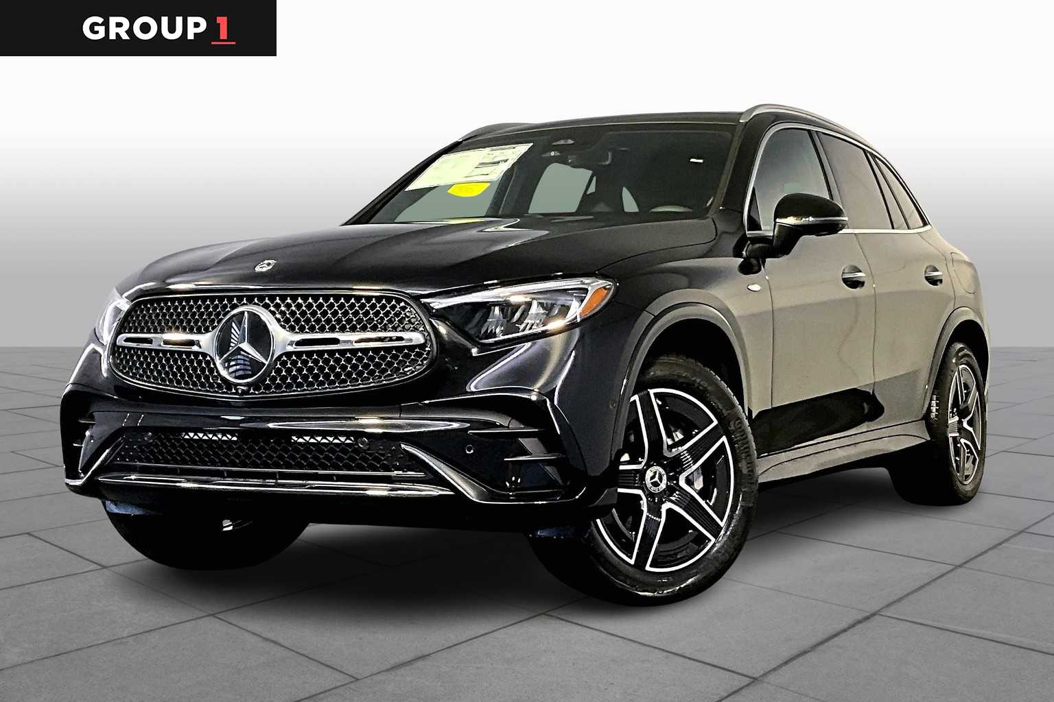 2025 Mercedes-Benz GLC Base's photo