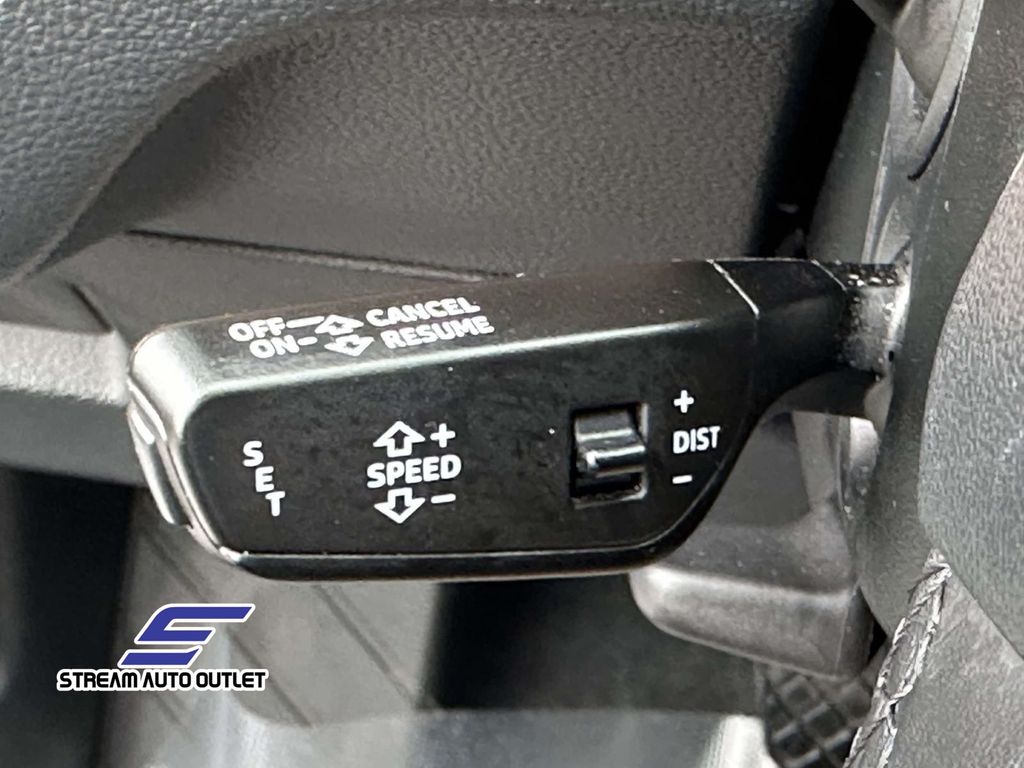 2023 Audi Q5 45 S line Premium photo 22