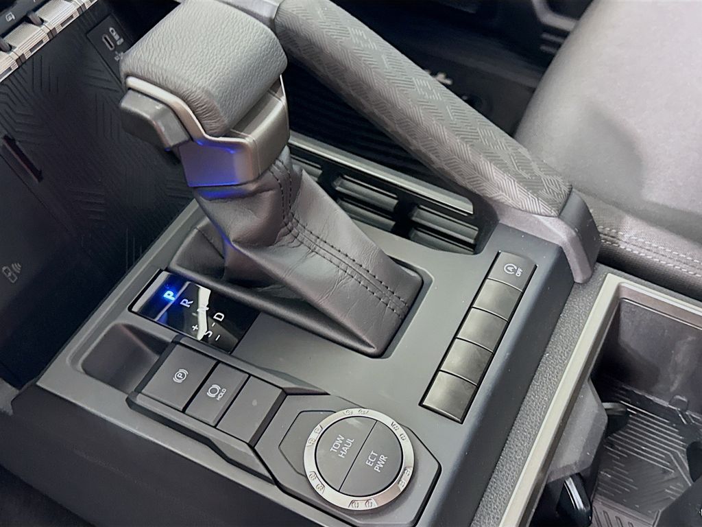 2024 Toyota Tacoma SR5 photo 17