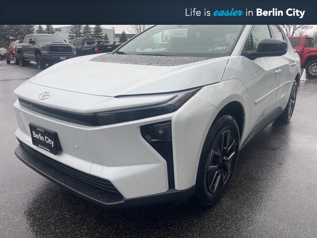 2026 Toyota bZ XLE's photo