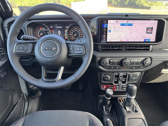 2025 Jeep Wrangler Rubicon photo 2