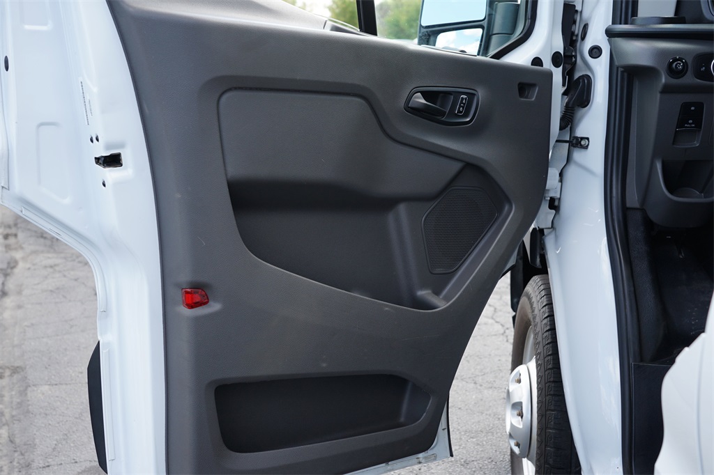 2023 Ford Transit photo 22