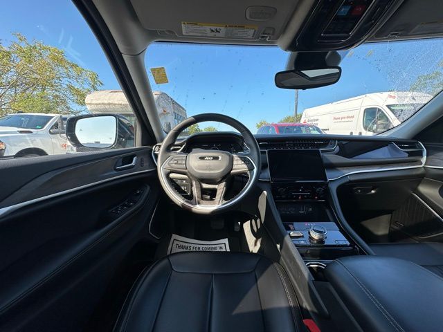 2023 Jeep Cherokee 4xe photo 14