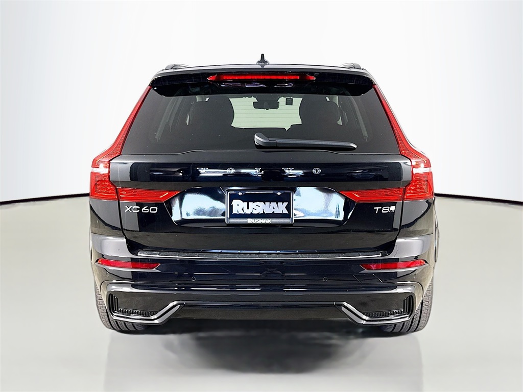 2025 Volvo XC60 Hybrid T8 photo 6