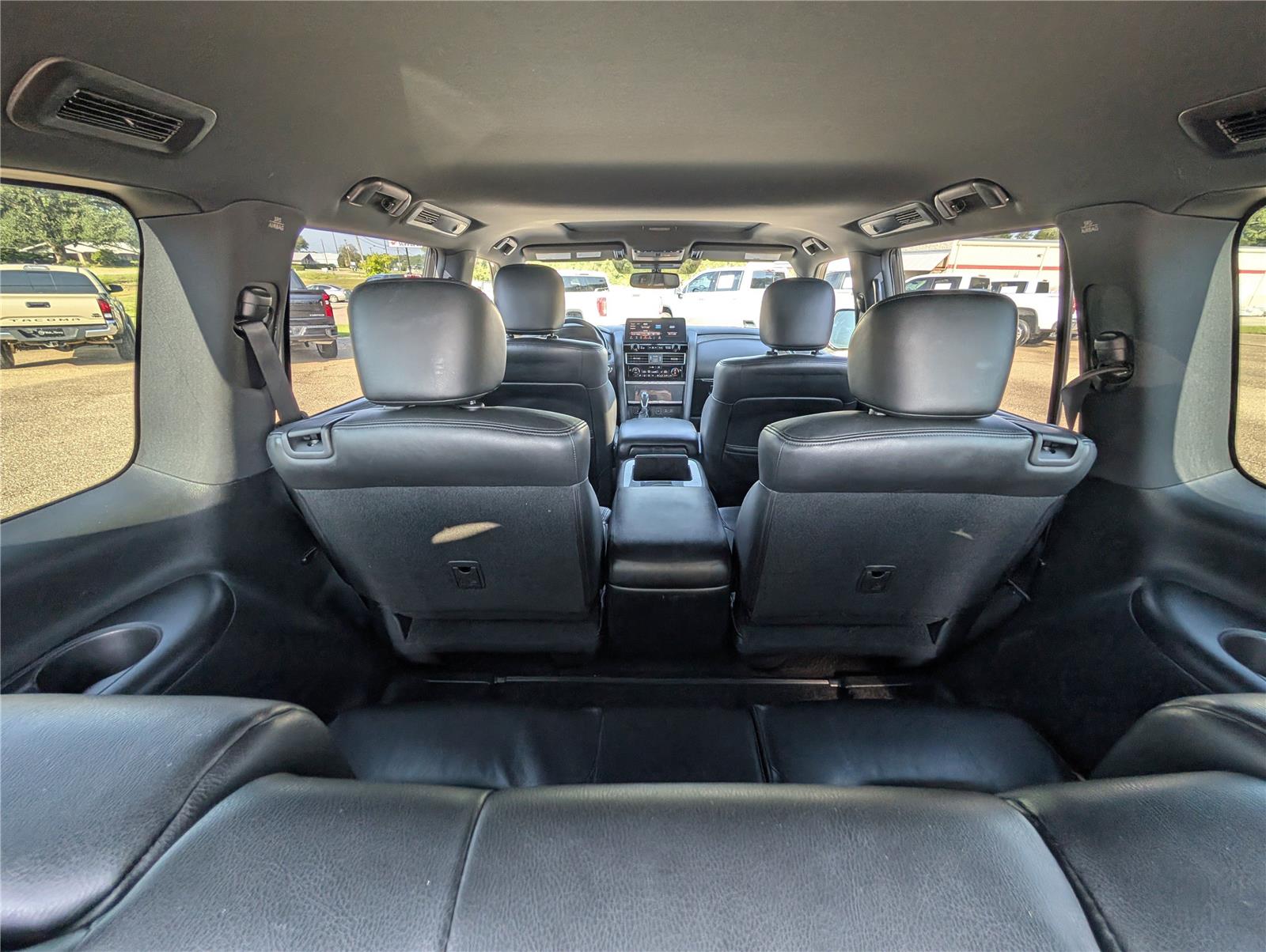 2022 Nissan Armada SL photo 29