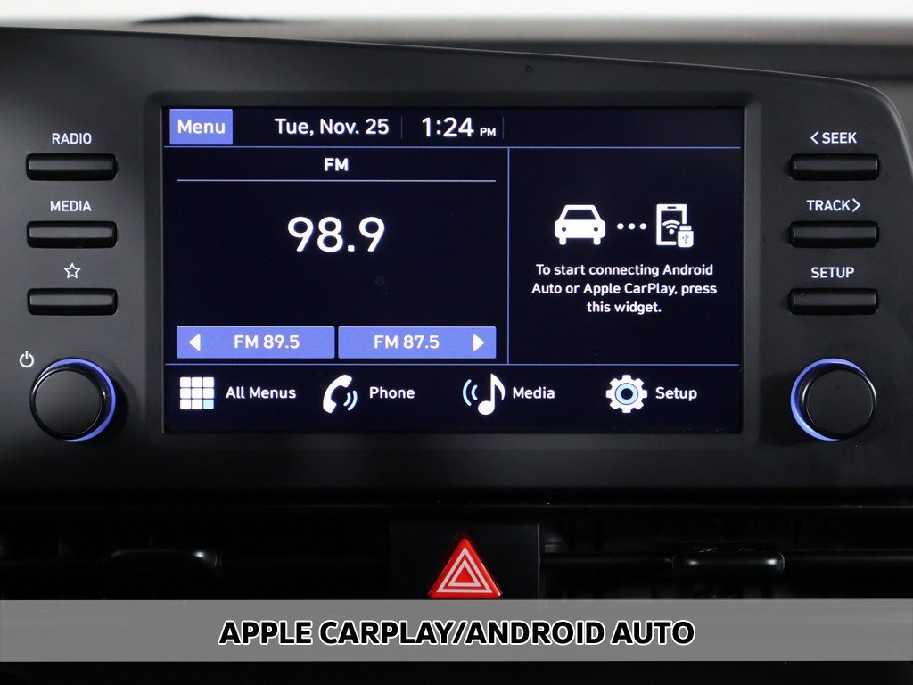 2025 Hyundai Elantra SEL Sport photo 3