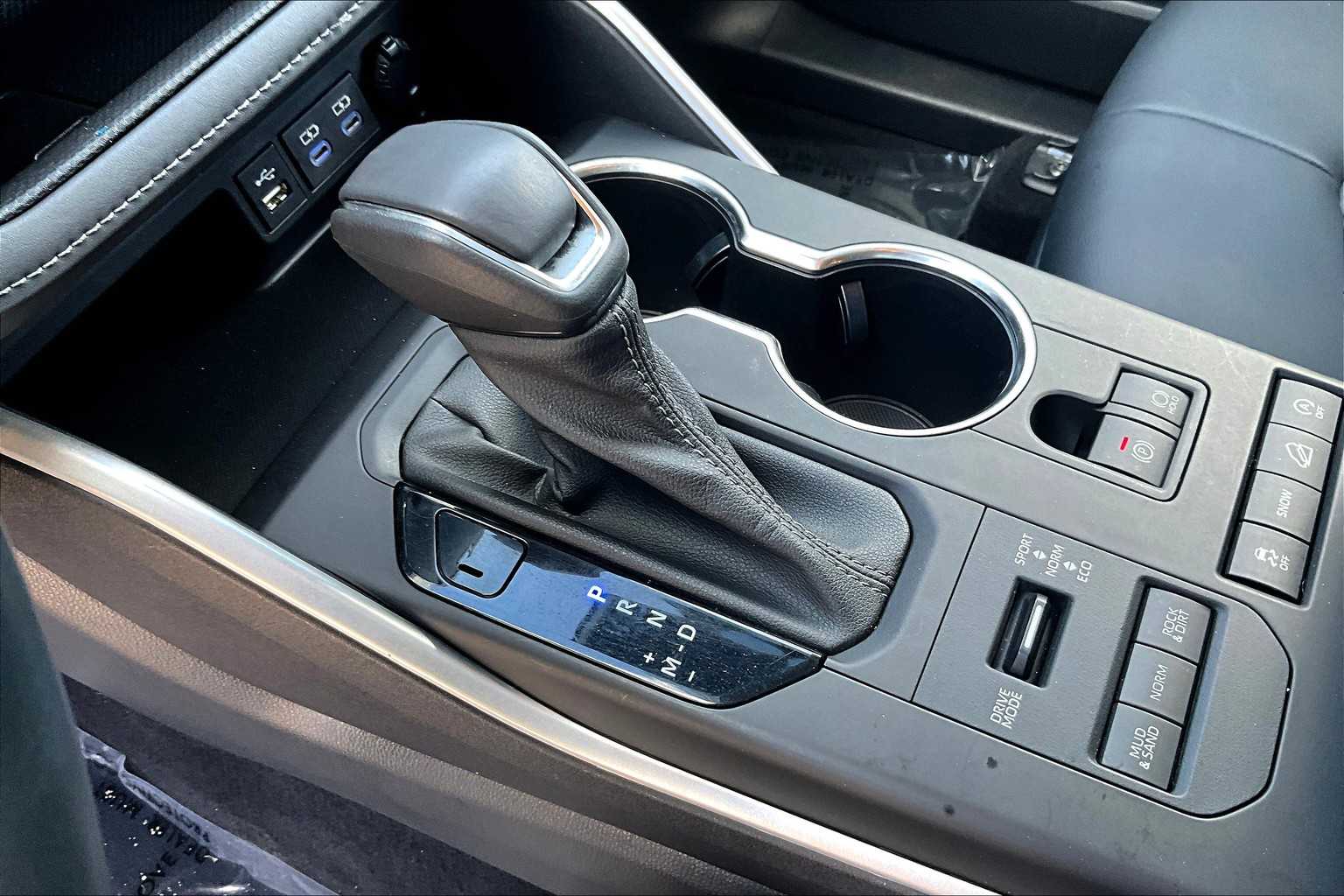 2022 Toyota Highlander XLE photo 16