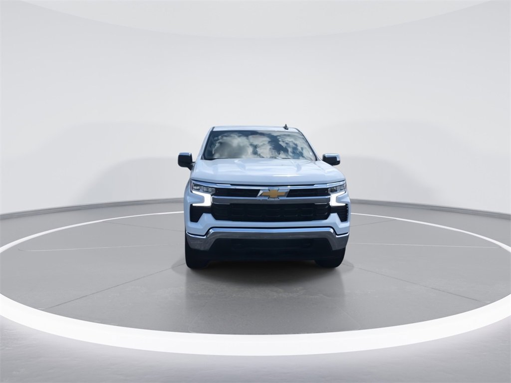 2025 Chevrolet Silverado 1500 LT photo 3