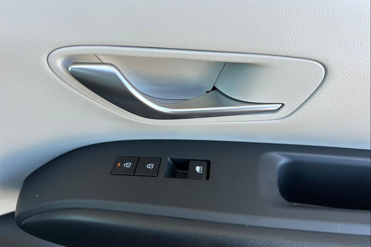 2025 Hyundai Tucson SEL photo 18