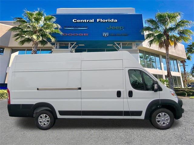 2025 Ram ProMaster 3500 photo 3