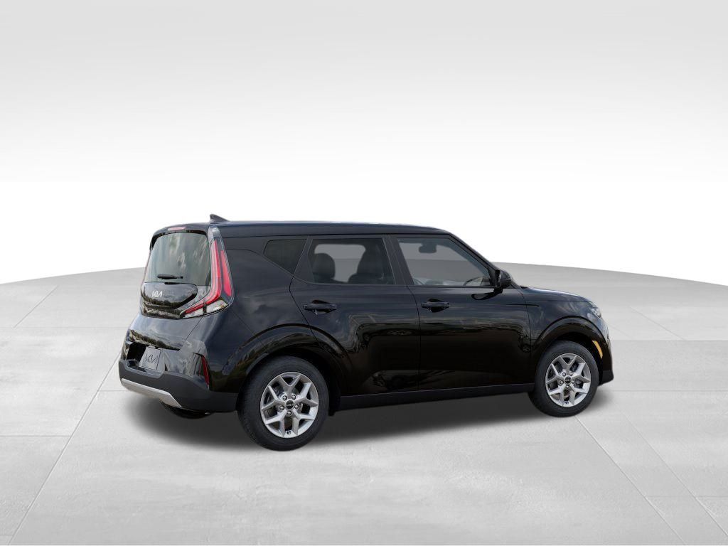 2025 Kia Soul LX photo 6