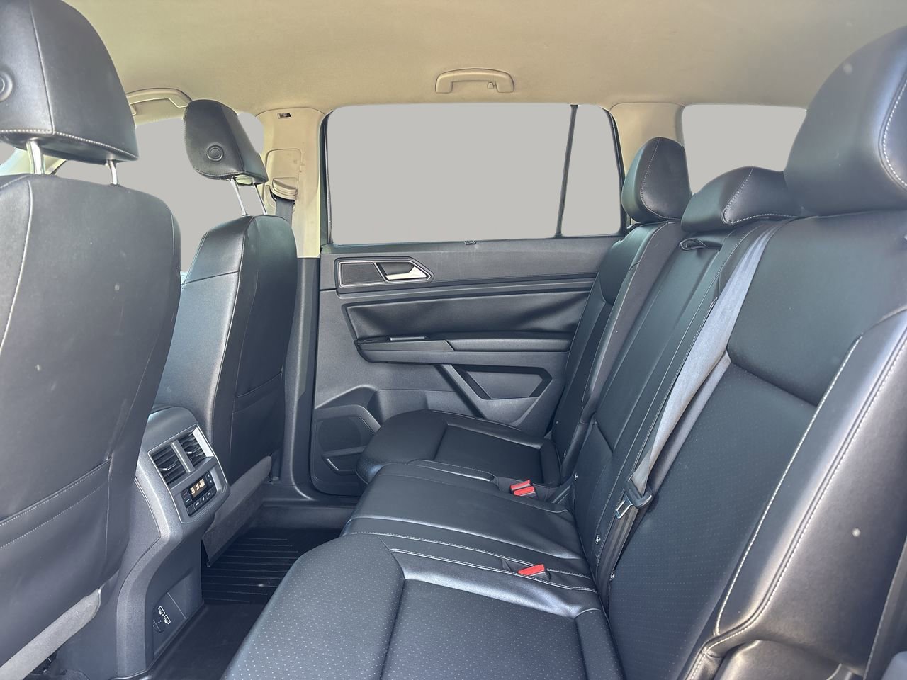 2019 Volkswagen Atlas V6 SE photo 16