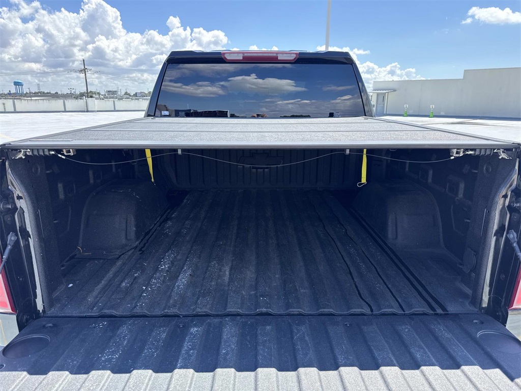 2023 Chevrolet Silverado 1500 RST Rally Edition photo 8