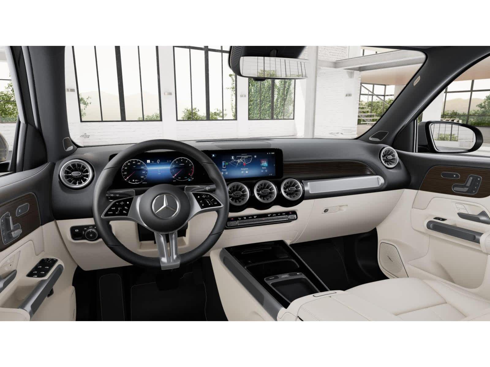 2025 Mercedes Benz GLB 250 4MATIC photo 2