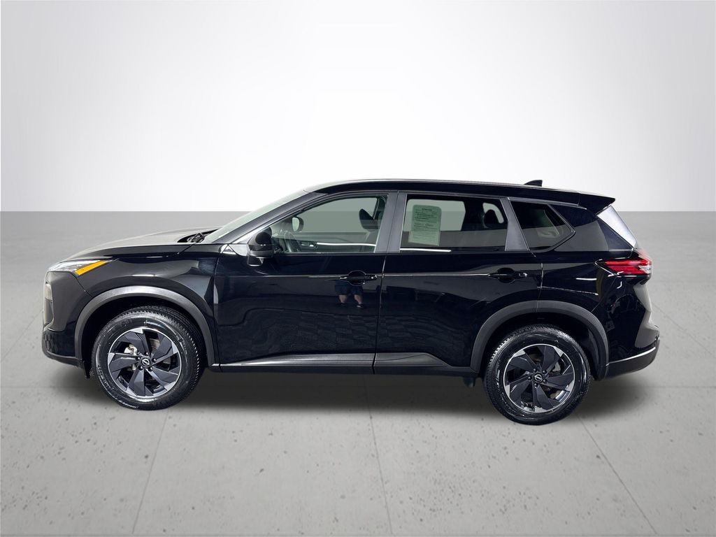 2024 Nissan Rogue SV photo 6