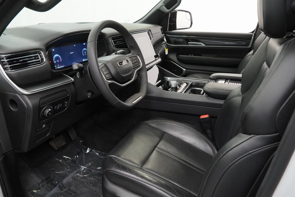 2023 Jeep Wagoneer Base photo 14