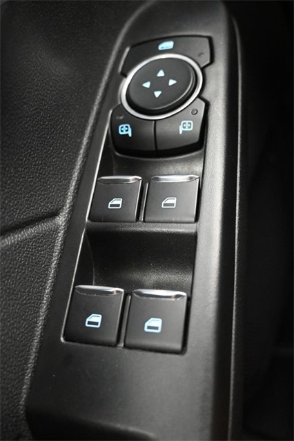 2025 Ford Escape ST-Line photo 27