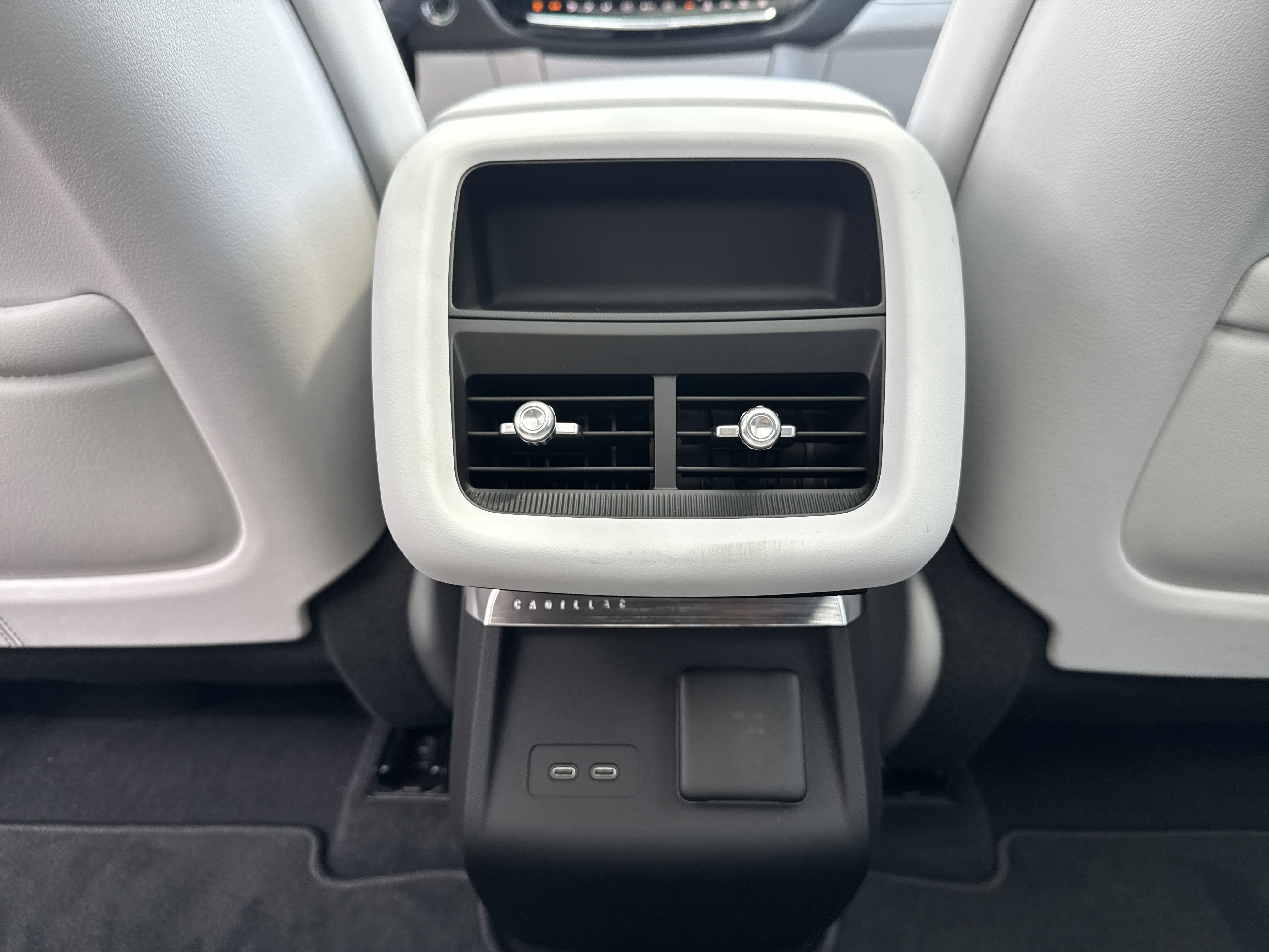 2025 Cadillac Lyriq Sport photo 17