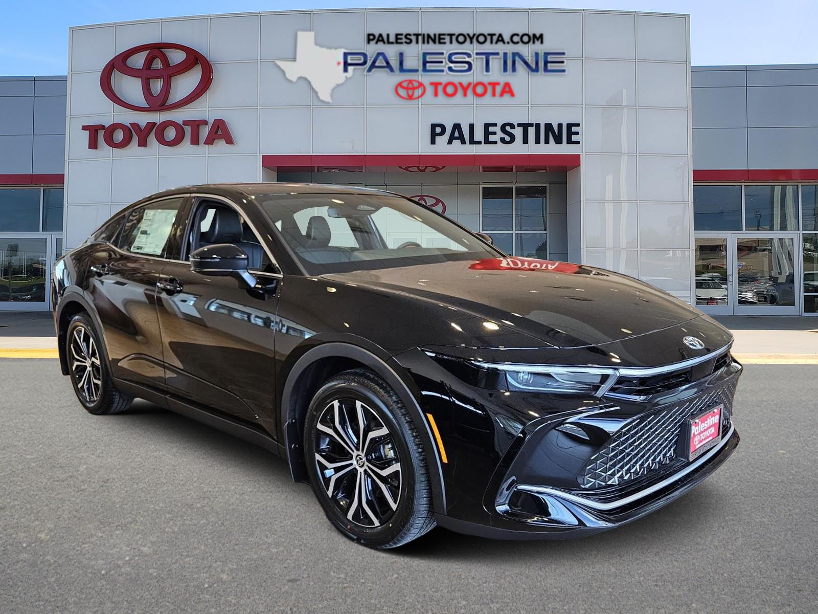 2026 Toyota Crown XLE's photo