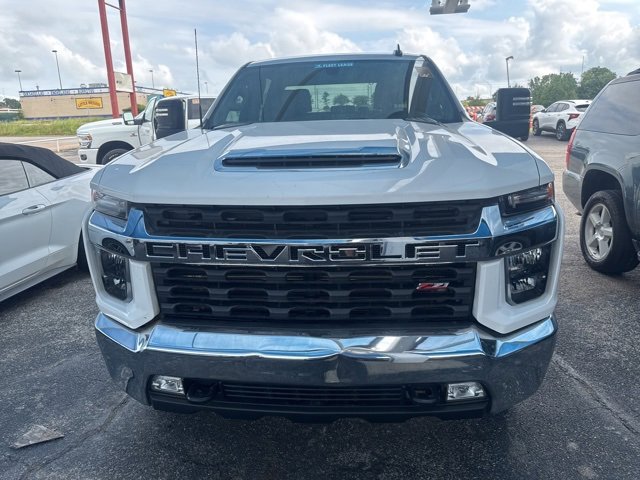 Used 2023 Summit White Chevrolet LT image 16