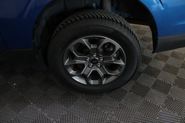 2023 Ford Maverick XLT photo 2