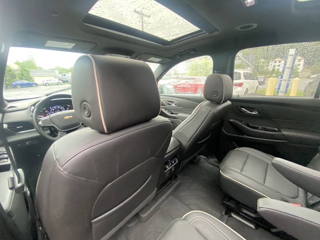 2022 Chevrolet Traverse Premier photo 7
