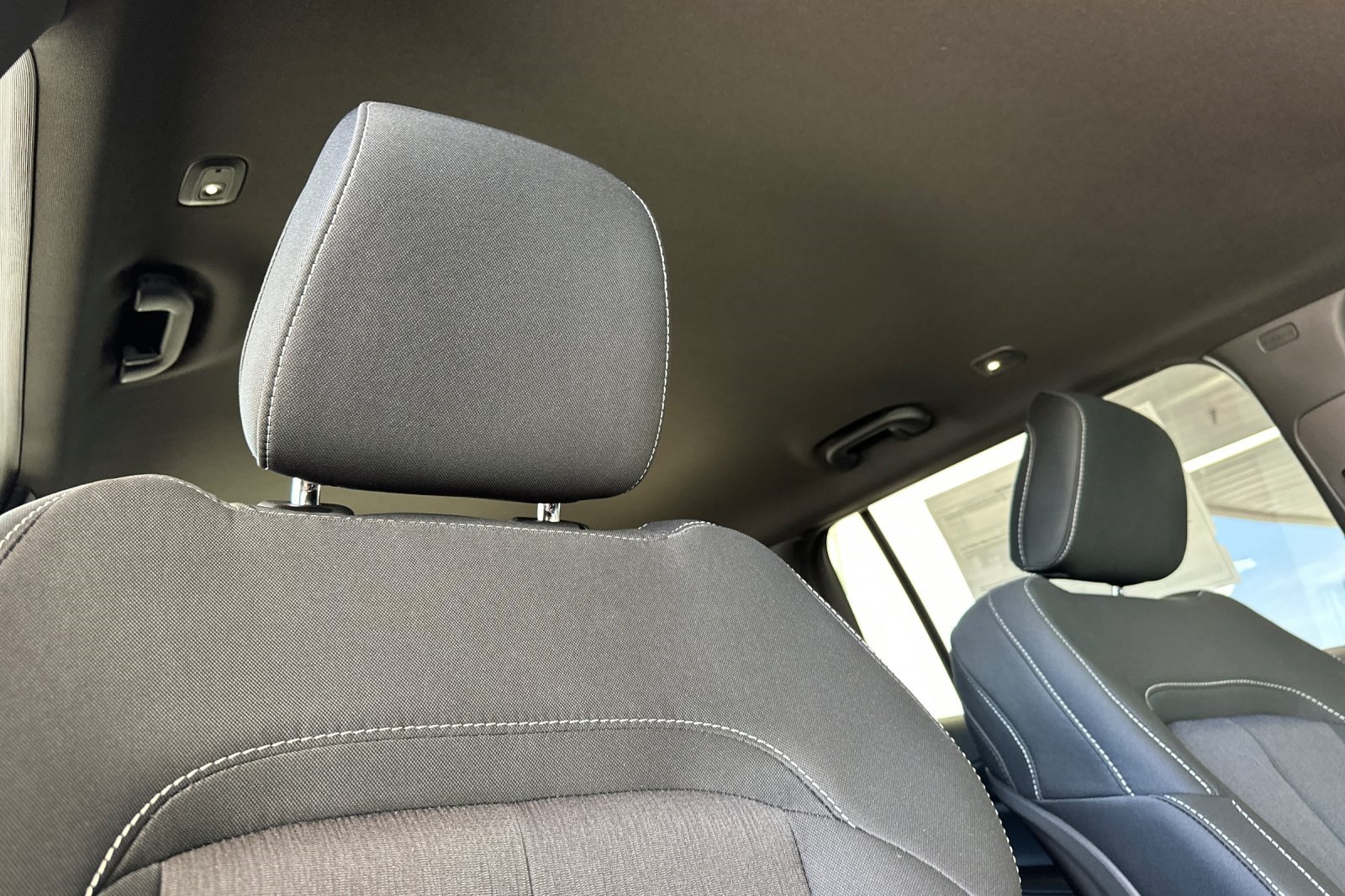 2025 Jeep Grand Cherokee Laredo photo 17