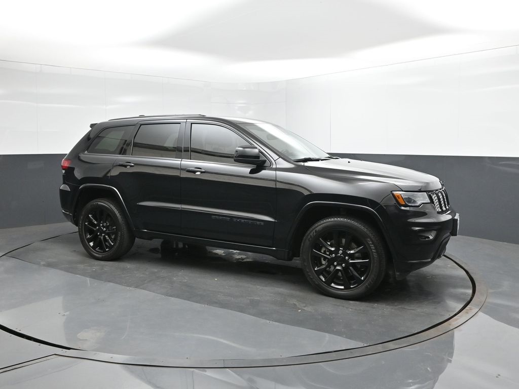 2021 Jeep Grand Cherokee Laredo X photo 17