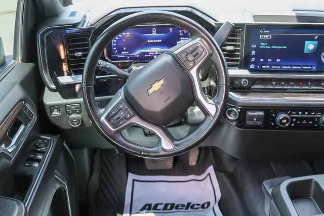 Used 2024 White Chevrolet LT image 20