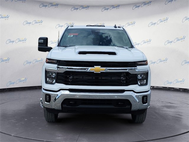 2026 Chevrolet Silverado 3500HD LT photo 8
