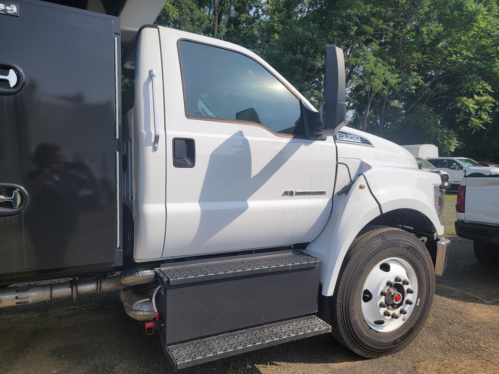 2025 Ford F-750 Regular Cab photo 5