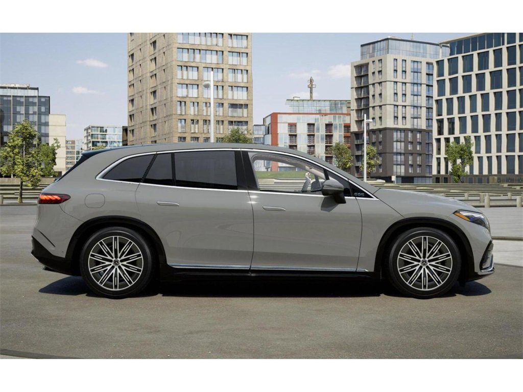 2026 Mercedes Benz EQS SUV 450 4MATIC photo 2