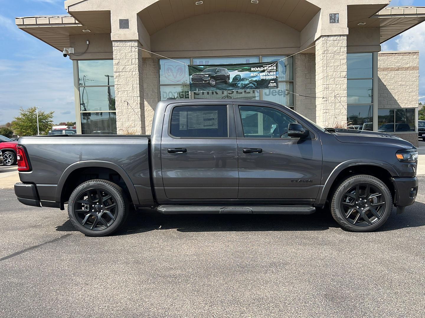 2025 Ram 1500 Laramie photo 8