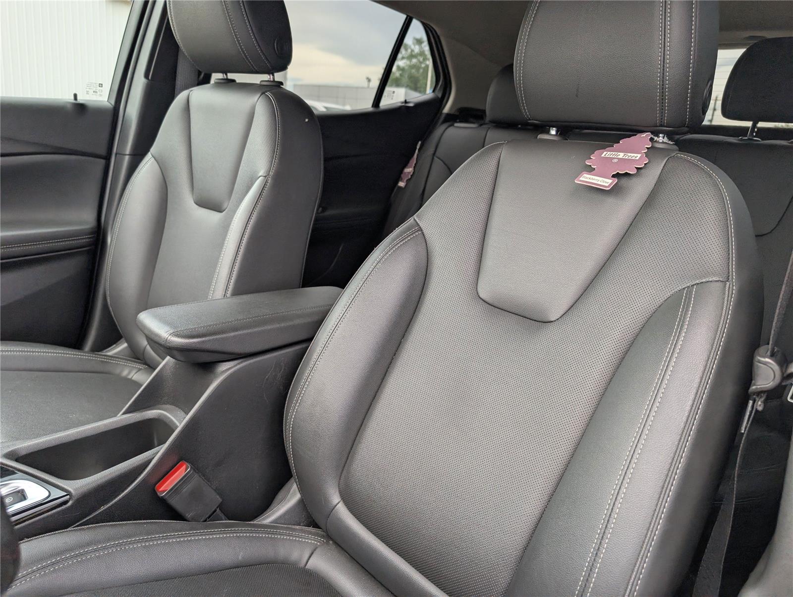 2024 Buick Encore GX Sport Touring photo 11