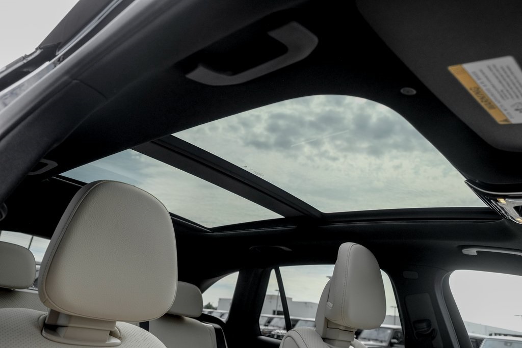 2026 Mercedes Benz GLC 300 4MATIC photo 20
